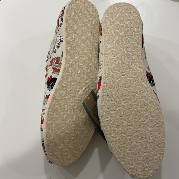 TOMS BELMONT SLIP - ON Christmas Holiday Cats Edition sneakers size 7.5 - Picture 7 of 9